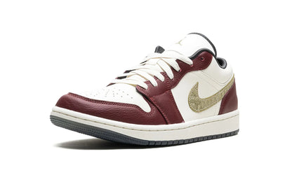 Tênis Air Jordan 1 Low Feminino "Year of the Dragon" Bordô - FJ5735-100