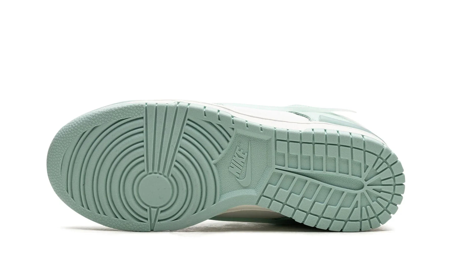 Tênis Nike Dunk Low Feminino "Jade Ice" Azul - DZ2794-101